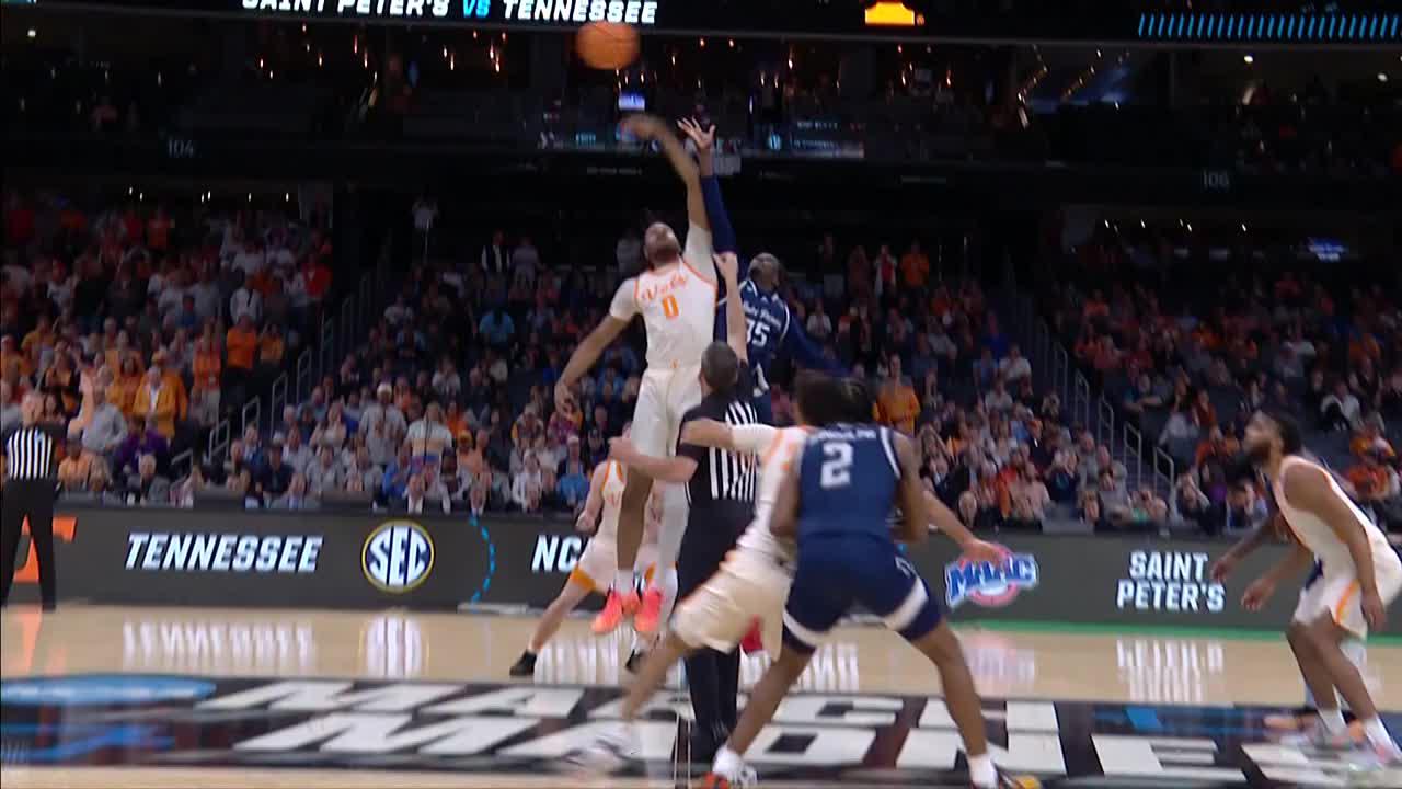 Tennessee Volunteers vs. St. Peter's Peacocks